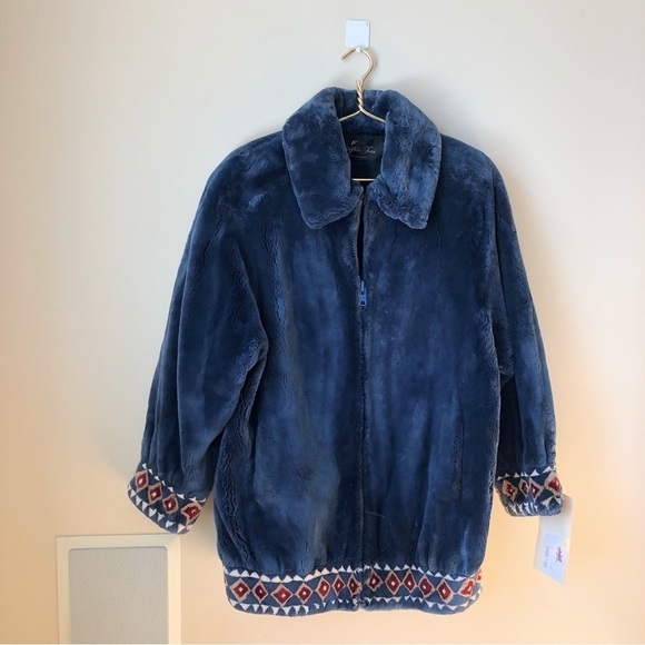 VINTAGE Flemington Furs Blue Beaver Fashion Aztec Boho Fur Coat M - Picture 1 of 17